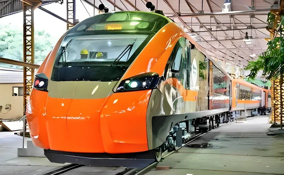 Vande Bharat Sleeper Train