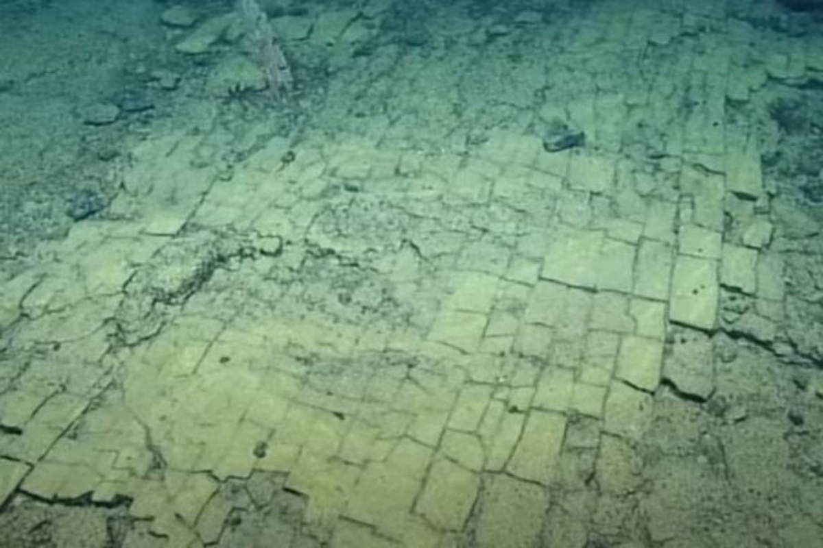 Yellow Brick Road Deep In The Ocean