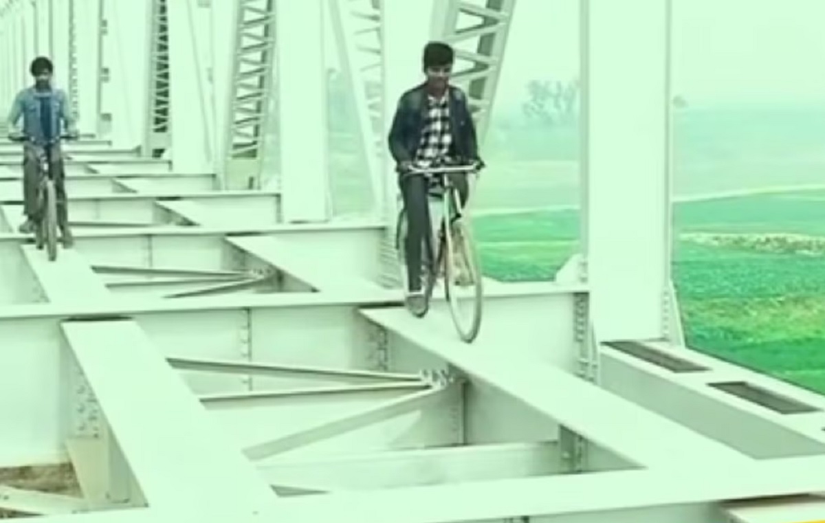 Stunts Viral Video