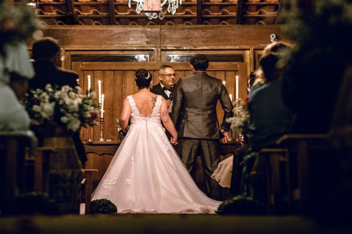 Girl Rents Herself As Bride 20 Times