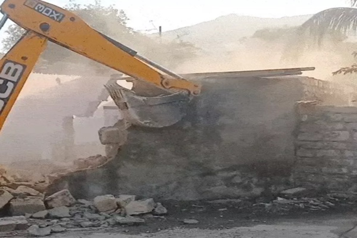Junagadh demolition drive
