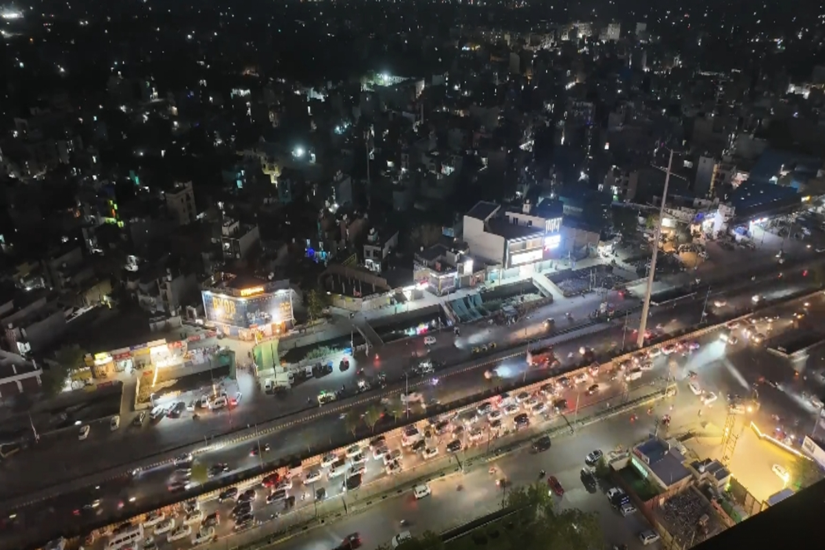 Noida Traffic Jam Timelapse Video