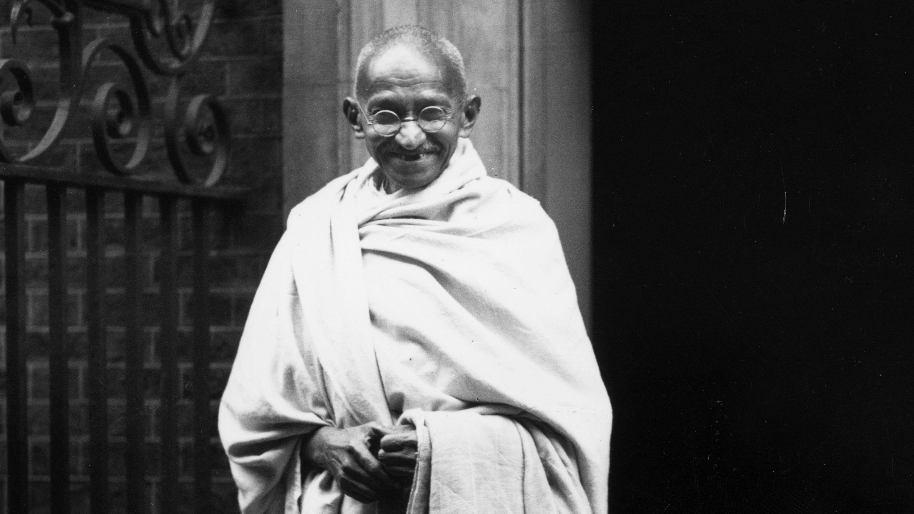 Idols Of Mahatma Gandhi In Pakistan