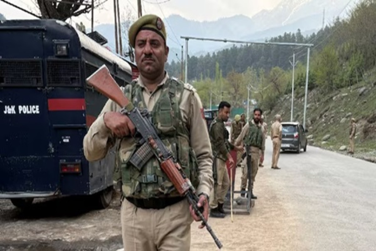 Pahalgam Terror Attack Tribute by Mayabhai Ahir