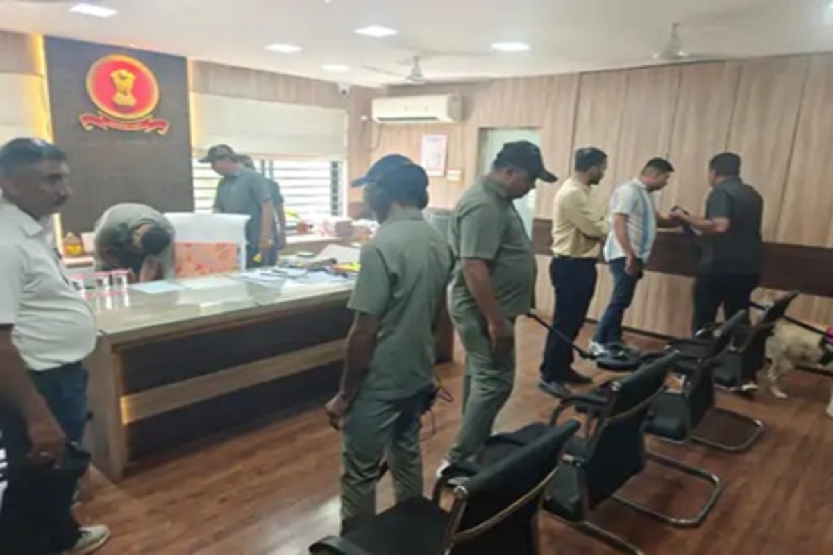 Bomb threat Patan