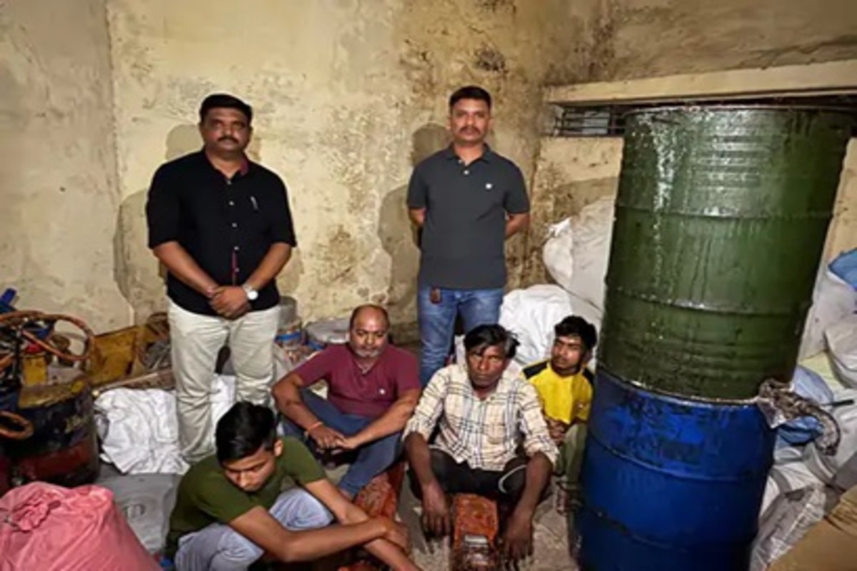 fake gutkha factory