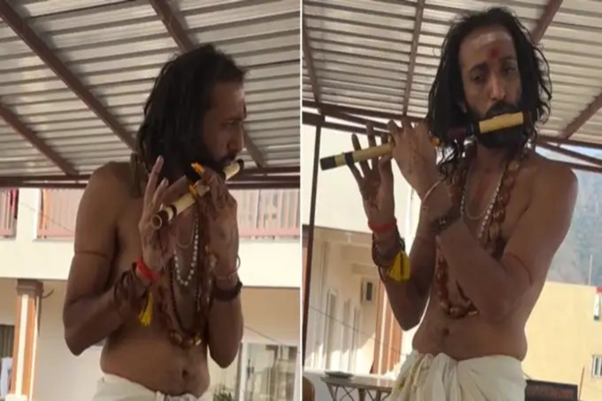 IIT Baba Playing Flute Viral Video