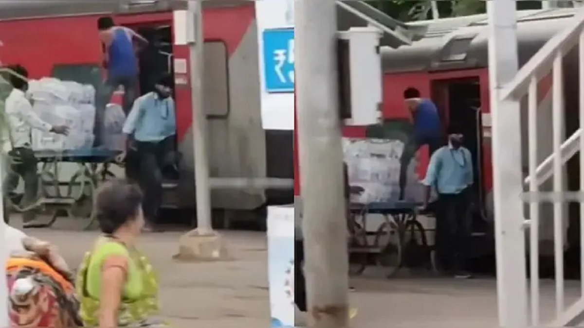 Moving Train Water Supply Delivery System