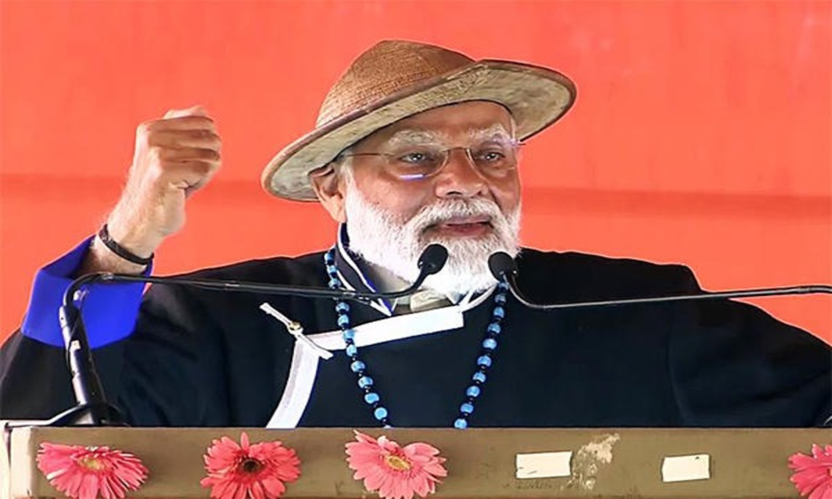 Pm Modi Gujarat Roadshow 2025