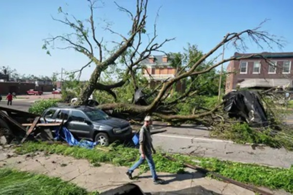 Tornado devastation in USA
