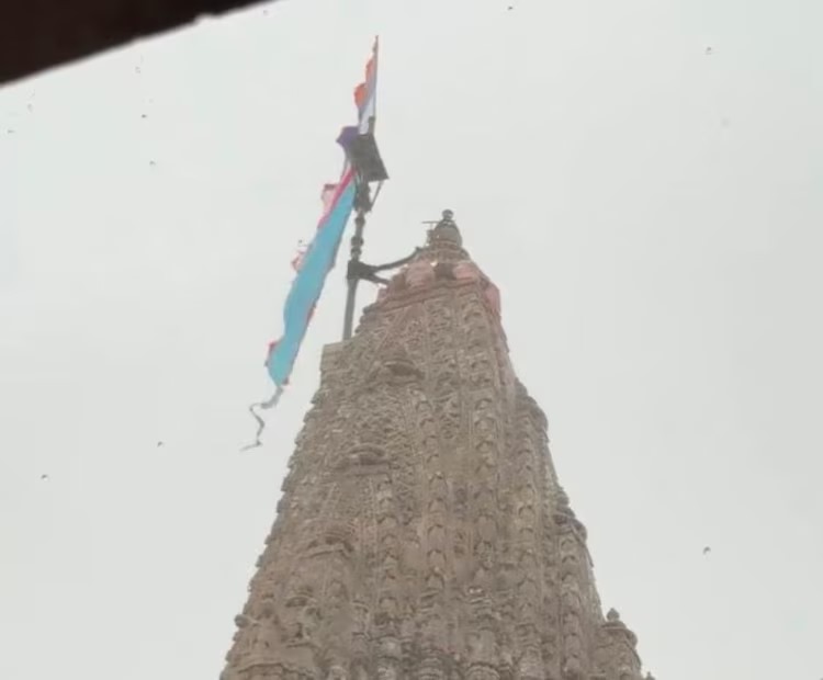 Dwarka Jagat Mandir Monsoon