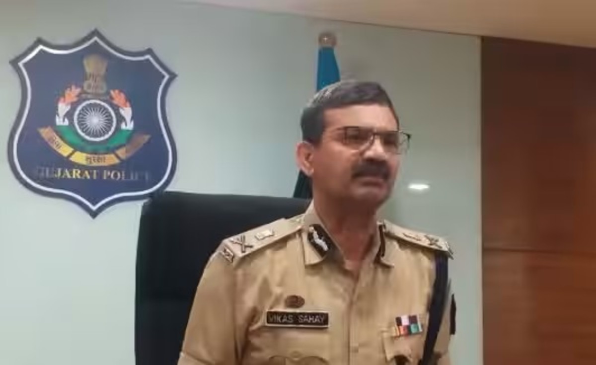 Gujarat Dgp Vikas Sahay Extension
