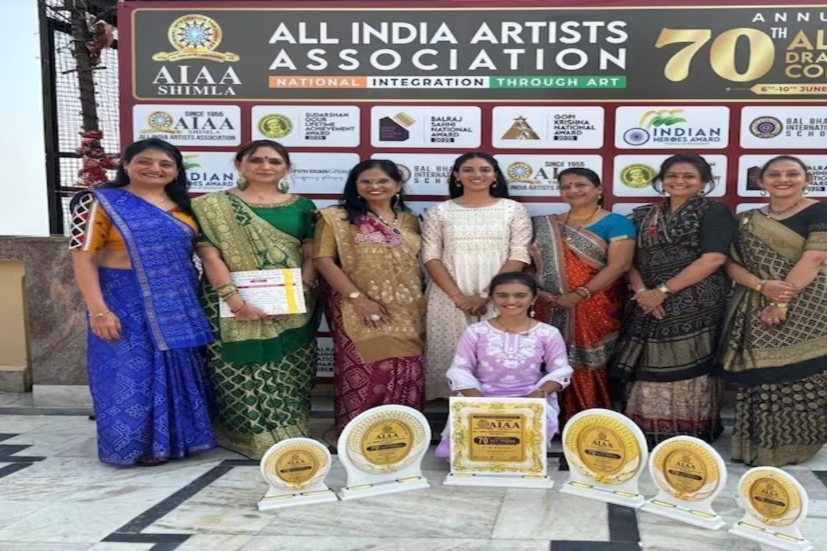 Surat Women Win National Dance Competition