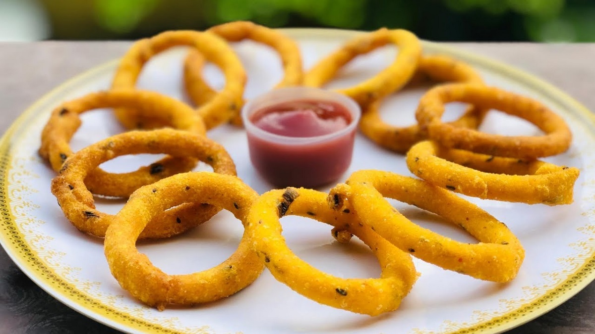 Crispy Sooji Rings: