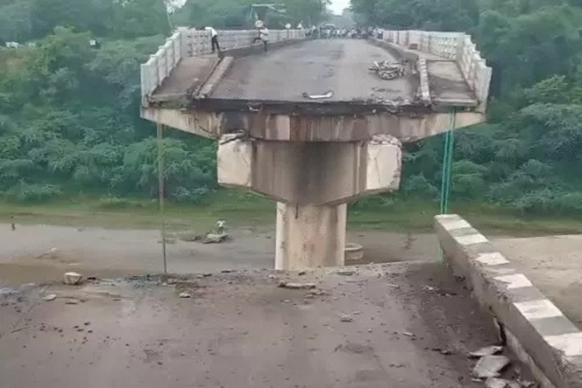 Ghambhira Bridge Collapse