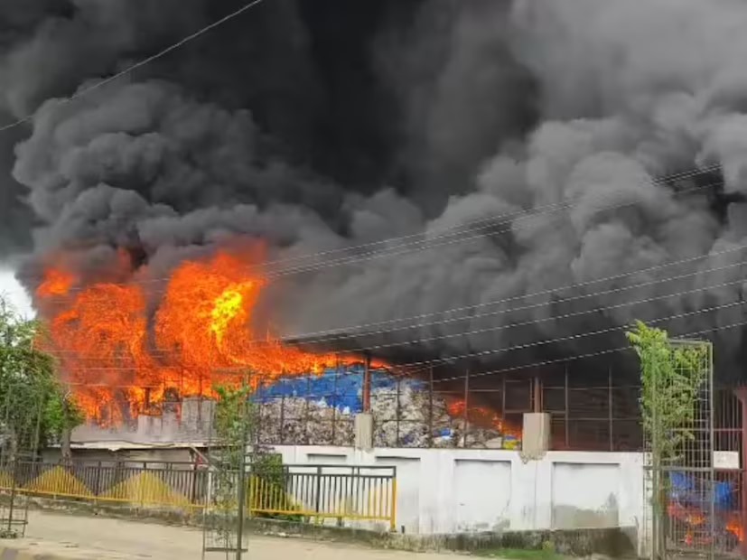 Kheda Plastic Godown Fire