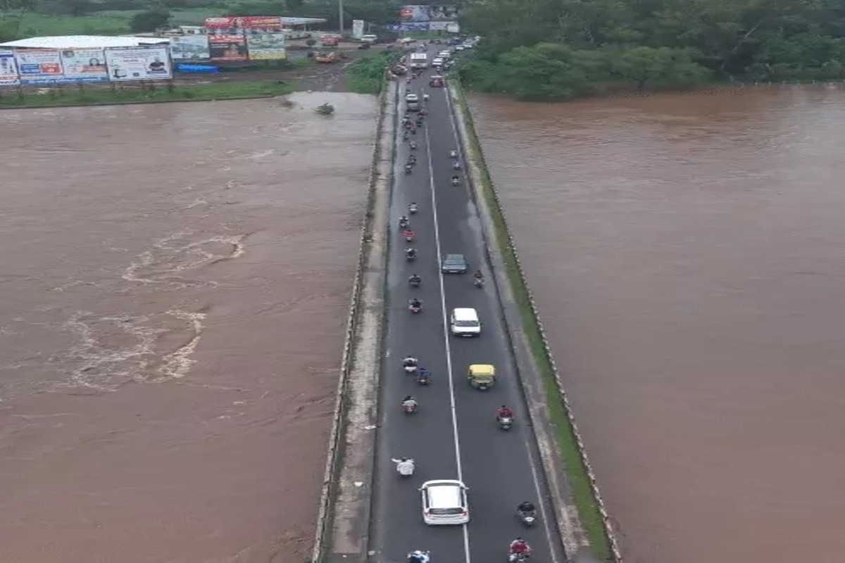 Monsoon Floods Gujarat